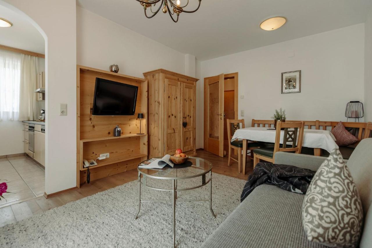 Ferienwohnungen Johanneshof Maria Alm am Steinernen Meer Exterior photo